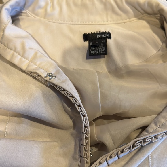 kenzie putty tiny box pleat edging hidden hook front long lined jacket. Size 8 - Picture 5 of 7